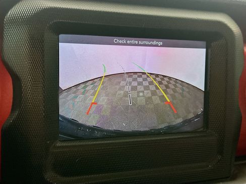 Used 2018 Jeep Wrangler Unlimited Rubicon w/ LED Lighting Group image 13