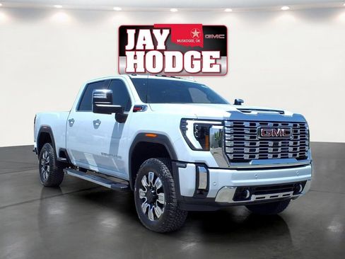 New 2026 GMC Sierra 2500 Denali w/ Denali Reserve Package AWD/4WD image 1