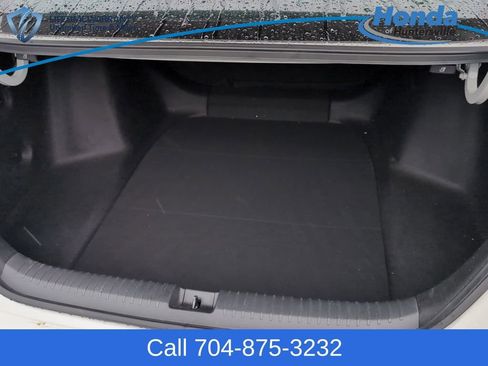 Used 2023 Honda Accord Sport image 12