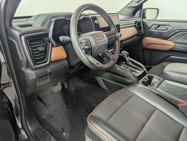 Used 2023 GMC Canyon AT4 w/ Technology Package AWD/4WD image 12