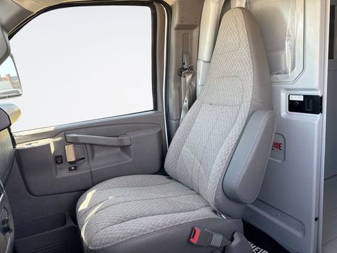 New 2025 Chevrolet Express 3500 w/ Power Convenience Package image 25