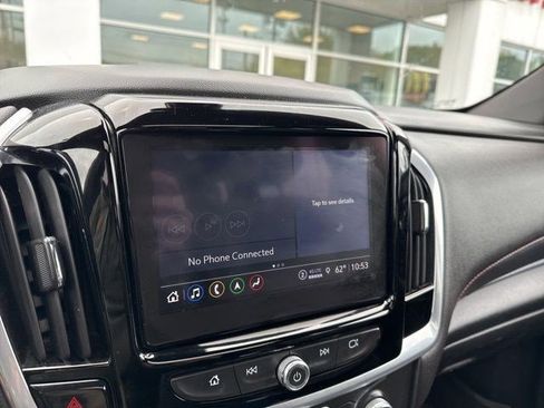 Used 2022 Chevrolet Traverse RS w/ LPO, Floor Liner Package AWD/4WD image 10