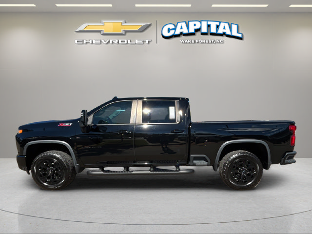 Used 2022 Chevrolet Silverado 2500 LTZ w/ LTZ Plus Package AWD/4WD image 3