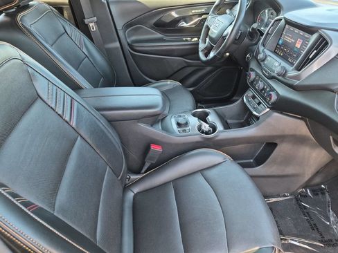 Used 2023 GMC Terrain AT4 AWD/4WD image 32