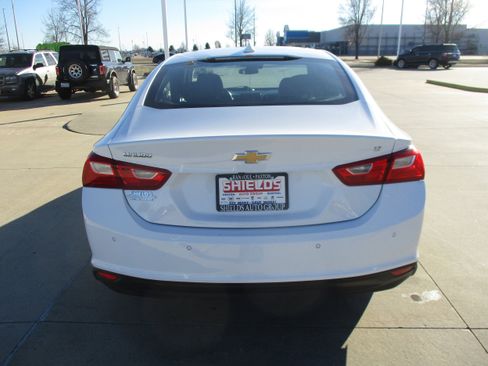 Used 2024 Chevrolet Malibu LT image 5