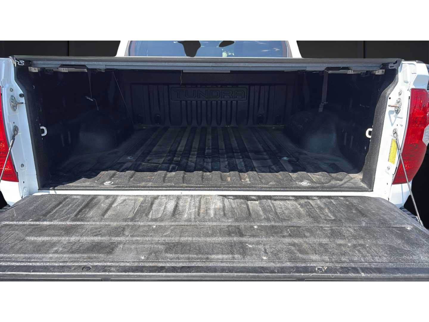 Used 2020 Toyota Tundra SR5 w/ TRD Off-Road Package AWD/4WD image 21