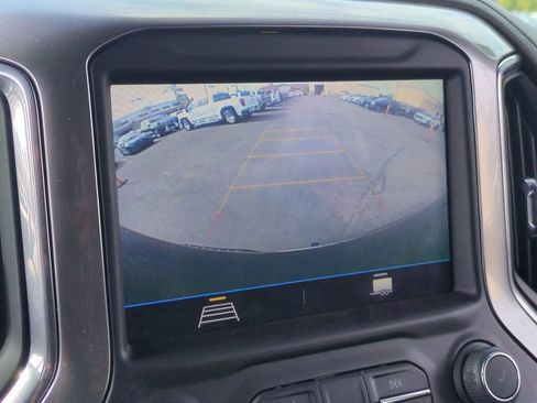 Certified 2022 Chevrolet Silverado 1500 LT AWD/4WD image 15