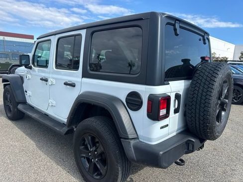 Used 2022 Jeep Wrangler Unlimited Sport AWD/4WD image 7
