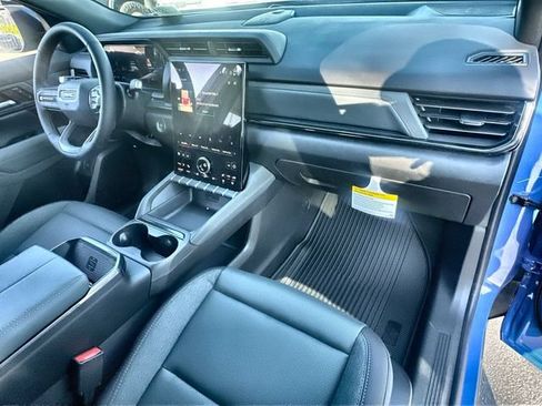 New 2026 GMC Terrain AT4 AWD/4WD image 30