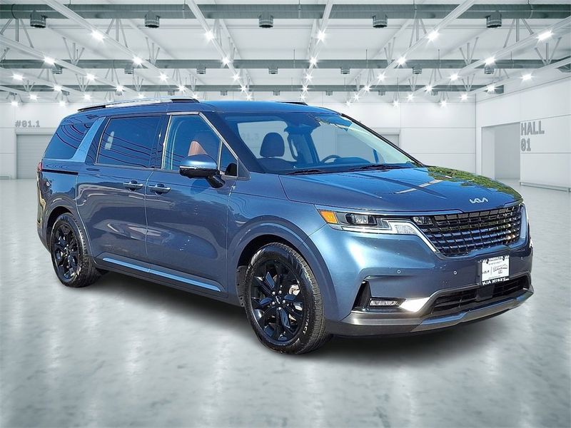 Certified 2024 Kia Carnival SX image 1