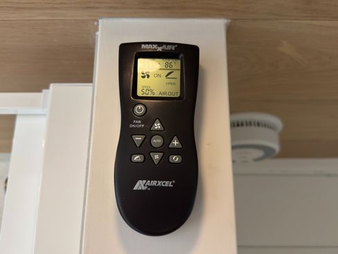 Used 2023 Mercedes-Benz Sprinter 2500 image 59