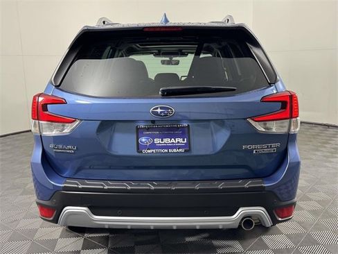 Used 2022 Subaru Forester Touring image 9