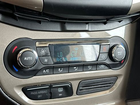 Used 2012 Ford Focus SEL FWD image 20