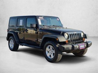 Used 2013 Jeep Wrangler Unlimited Sport AWD/4WD video 3