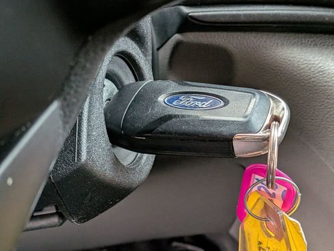 Used 2021 Ford Transit 350 XLT image 23