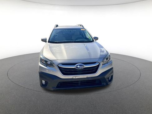 Used 2020 Subaru Outback Premium AWD/4WD image 3