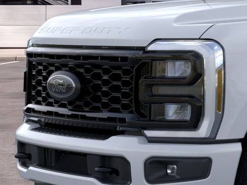 New 2026 Ford F350 XLT w/ XLT Premium Package AWD/4WD image 17