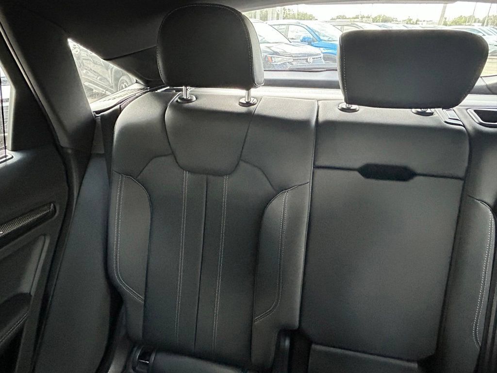 Used 2023 Audi SQ5 Premium Plus w/ Premium Plus Package AWD/4WD image 12