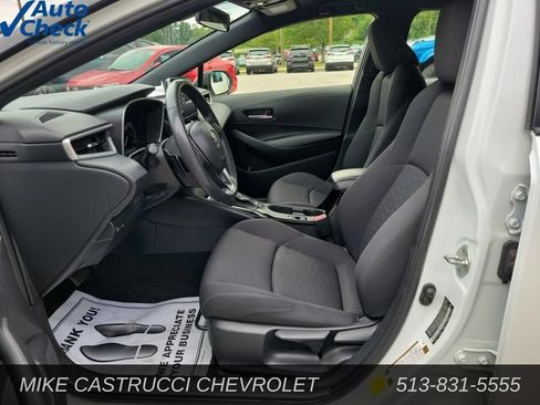 Used 2024 Toyota Corolla SE w/ SE Package FWD image 25
