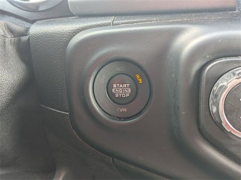 Certified 2021 Jeep Wrangler Unlimited Rubicon image 15