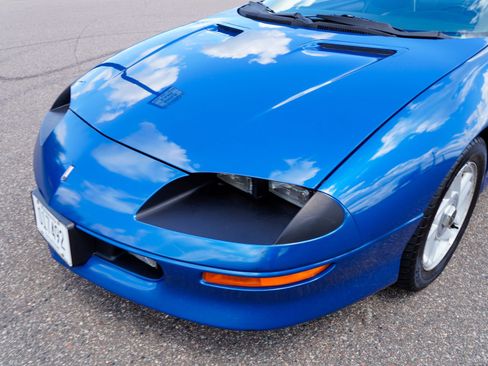 Used 1996 Chevrolet Camaro Z28 RWD image 28