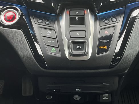 Used 2023 Honda Odyssey Elite image 26