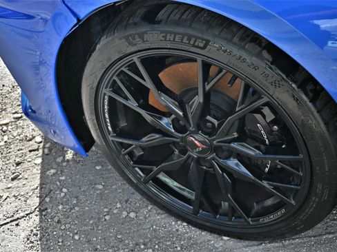 Used 2023 Chevrolet Corvette Stingray Coupe w/ Z51 Performance Package image 9