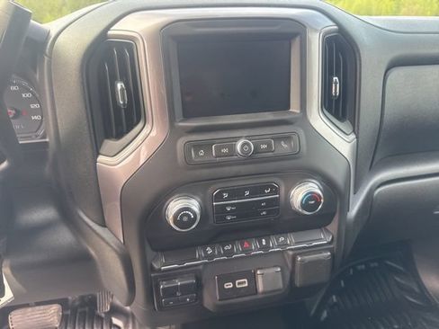 Used 2023 GMC Sierra 3500 Pro w/ Convenience Package AWD/4WD image 19