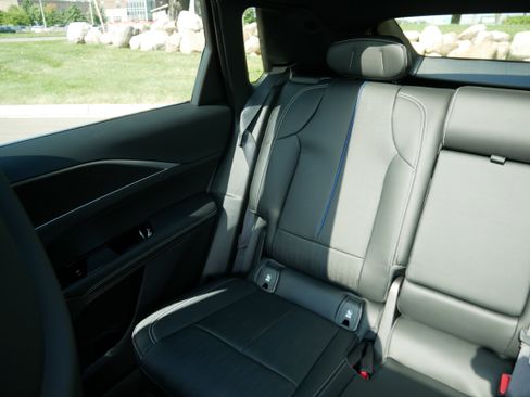 New 2026 Cadillac Lyriq Luxury image 10