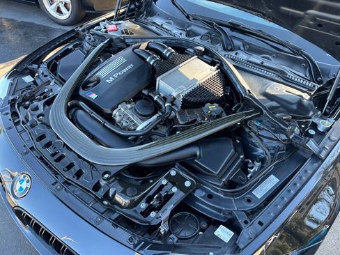 Used 2015 BMW M4 Coupe image 19
