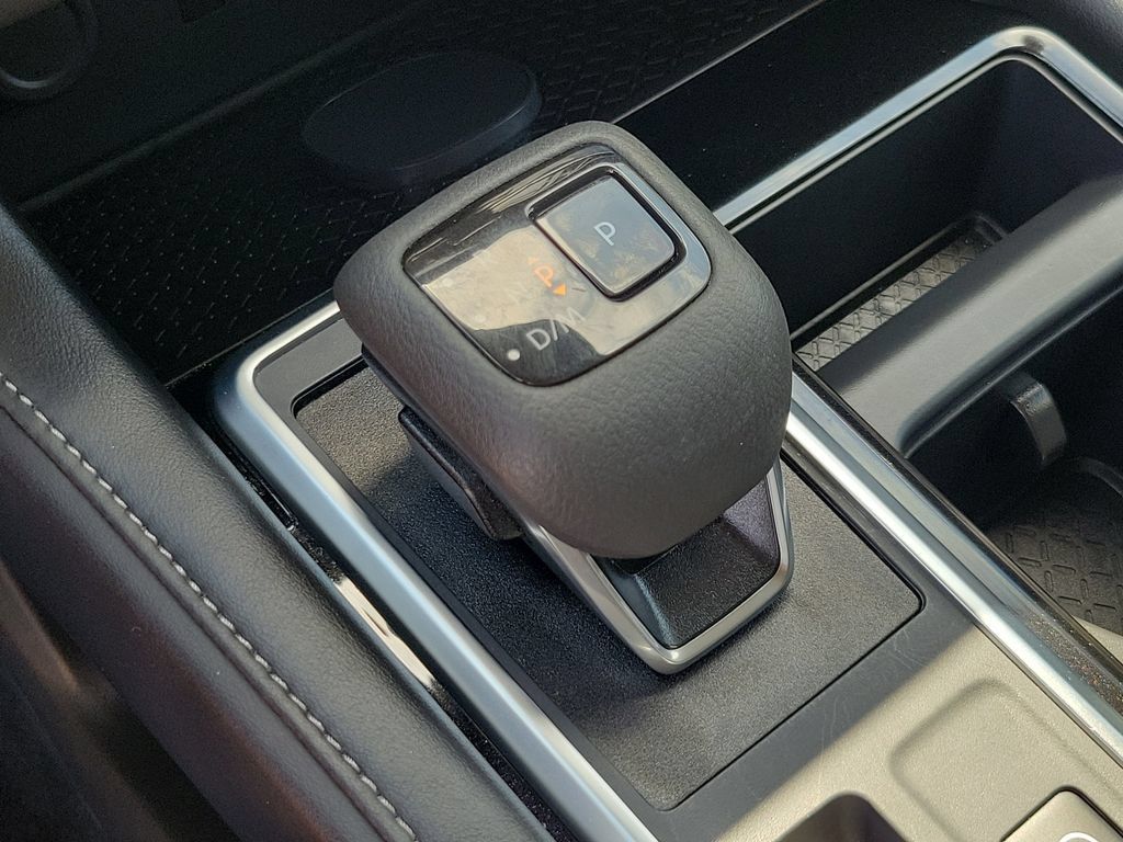 Certified 2026 Nissan Pathfinder SL AWD/4WD image 28