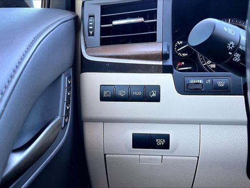 Used 2017 Lexus LX 570 4WD image 35