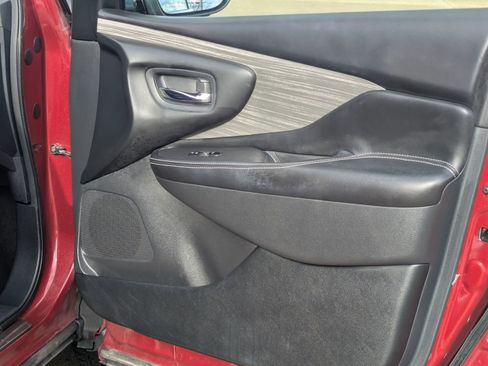 Used 2018 Nissan Murano Platinum image 32