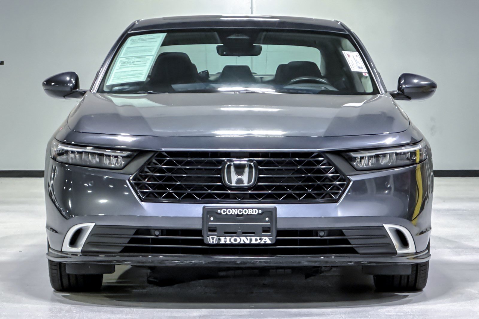 Used 2024 Honda Accord Touring image 6