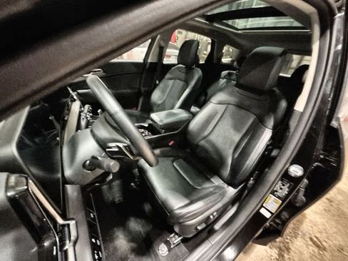 Certified 2024 Kia Sportage EX w/ EX Premium Package image 15