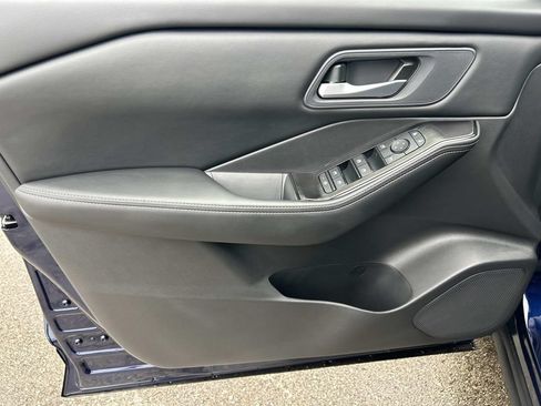New 2026 Nissan Rogue SV FWD image 16