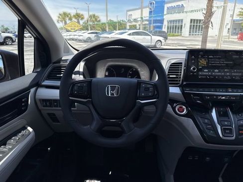 New 2026 Honda Odyssey Touring image 20