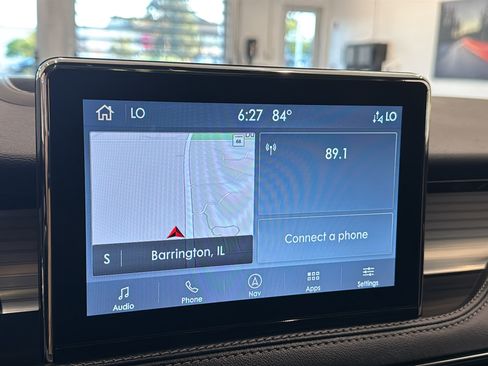Used 2021 Lincoln Corsair AWD w/ Premium Package image 16
