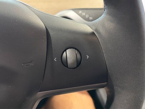 Used 2024 Tesla Model Y Long Range RWD image 24