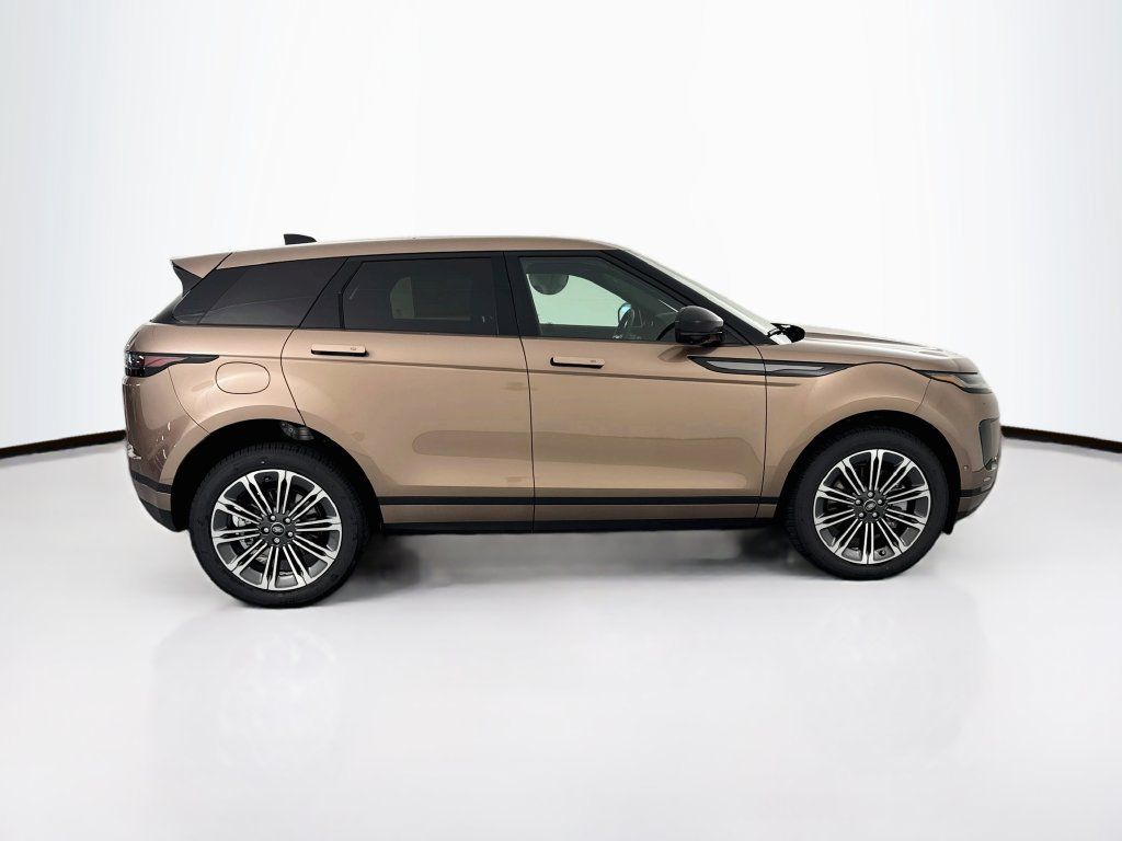 New 2026 Land Rover Range Rover Evoque S AWD/4WD image 4