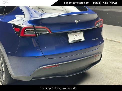 Used 2023 Tesla Model Y Long Range image 15