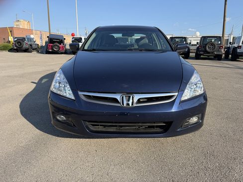 Used 2007 Honda Accord EX-L image 2