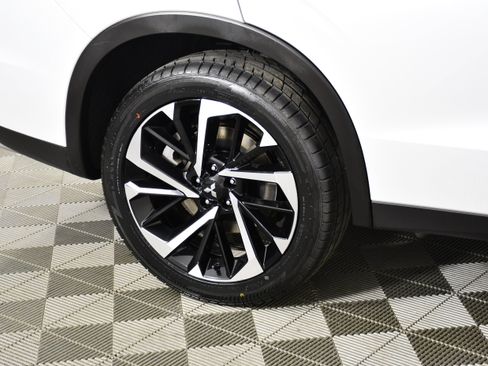 Used 2023 Mitsubishi Outlander SE AWD/4WD image 54