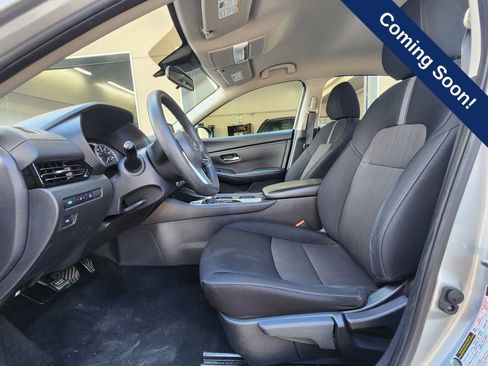 Used 2023 Nissan Sentra SV FWD image 17