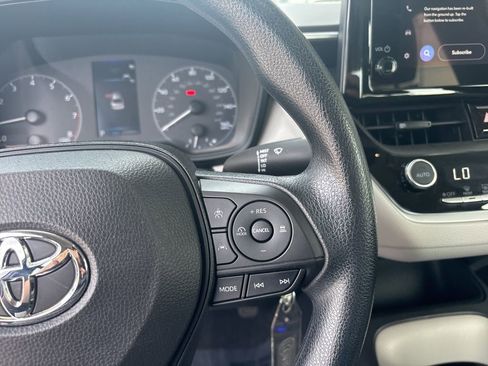 Used 2023 Toyota Corolla LE FWD image 18