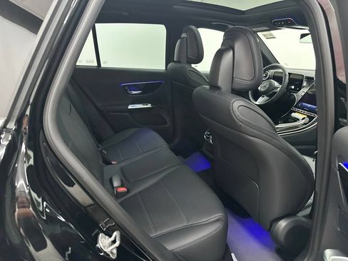 New 2026 Mercedes-Benz GLC 300 image 25