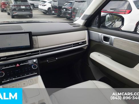 Used 2024 Hyundai Santa Fe Calligraphy image 21