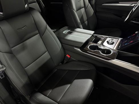 New 2025 Cadillac Escalade ESV Luxury image 55