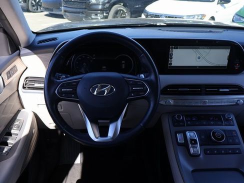 Used 2022 Hyundai Palisade Calligraphy image 14