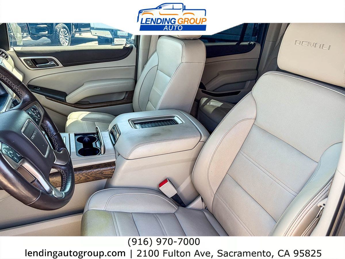 Used 2019 GMC Yukon XL Denali AWD/4WD image 16